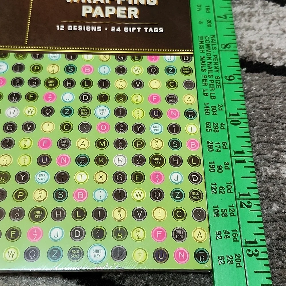 LITERARY LIFE WRAPPING PAPER BOOK-STYLE 12 DESIGNS + 24 GIFT TAGS 2015 NWT